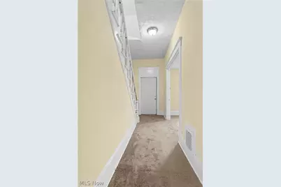 1024 Rex Avenue NE, Canton, OH 44704 - Photo 7