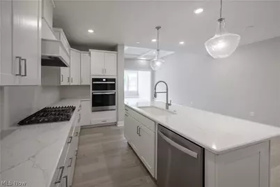 761 Rock Harbor, Avon Lake, OH 44012 - Photo 5