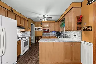 866 Elmwood Ave, Wickliffe, OH 44092 - Photo 7