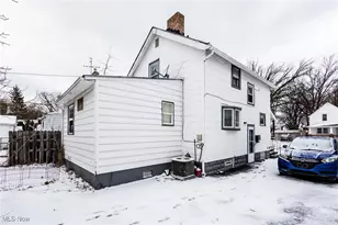 19344 Pasnow Ave, Euclid, OH 44119 - Photo 3