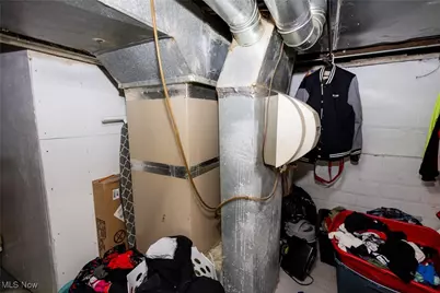 19344 Pasnow Avenue, Euclid, OH 44119 - Photo 15