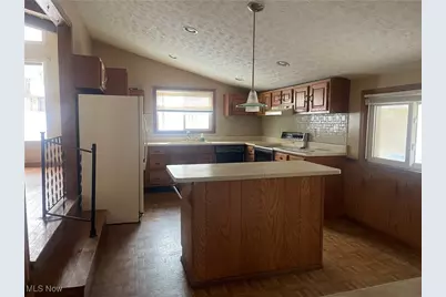 3809 N Glenridge Road, Green, OH 44319 - Photo 7