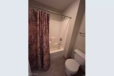 294 Lakewick Lane, Willowick, OH 44095 - Photo 13