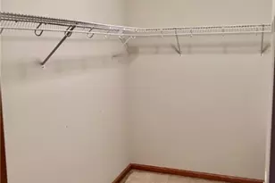 294 Lakewick Ln, Willowick, OH 44095 - Photo 9