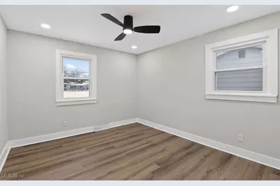 2215 Frostwood Drive, Austintown, OH 44515 - Photo 19