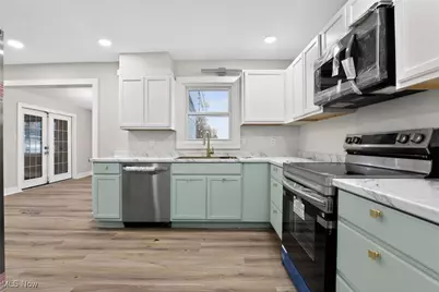 2215 Frostwood Drive, Austintown, OH 44515 - Photo 7