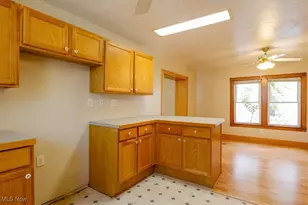 1244 Florida Ave, Akron, OH 44314 - Photo 9