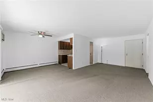 521 Tollis Pkwy, Grandview Heights, OH 44147 - Photo 11