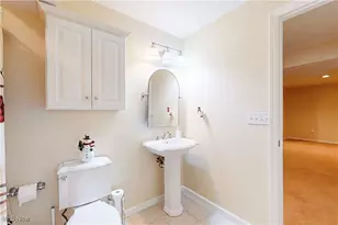 1343 Courtland Rd, Weirton, WV 26062 - Photo 37