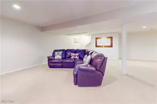 1343 Courtland Rd, Weirton, WV 26062 - Photo 29