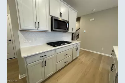 32727 Sandridge Run, Avon Lake, OH 44012 - Photo 7