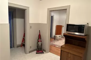 124 Church St, Weirton, WV 26062 - Photo 5