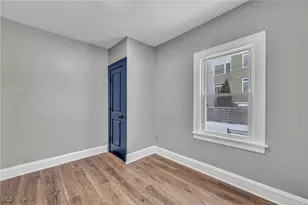 1304 W 73rd St, Loveland, OH 44102 - Photo 7