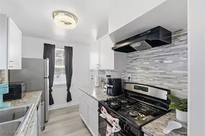 5246 Philip Avenue, Maple Heights, OH 44137 - Photo 27