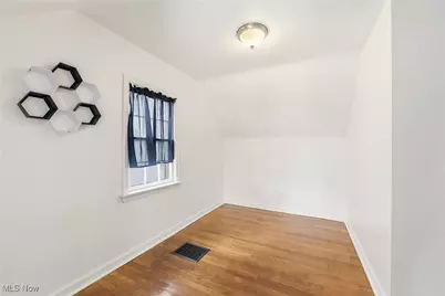 5246 Philip Avenue, Maple Heights, OH 44137 - Photo 31