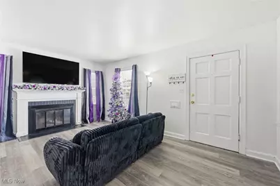 5246 Philip Avenue, Maple Heights, OH 44137 - Photo 11