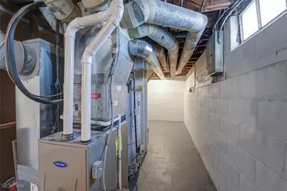 5246 Philip Avenue, Maple Heights, OH 44137 - Photo 39