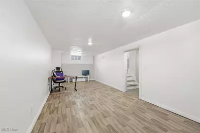 5246 Philip Avenue, Maple Heights, OH 44137 - Photo 35