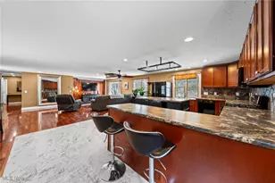 10121 Crows Nest Cove, Aurora, OH 44202 - Photo 9