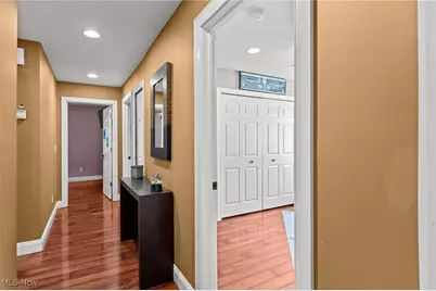 10121 Crows Nest Cove, Aurora, OH 44202 - Photo 19