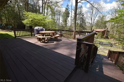 9316 Lakewood Drive NE, Mineral City, OH 44656 - Photo 5