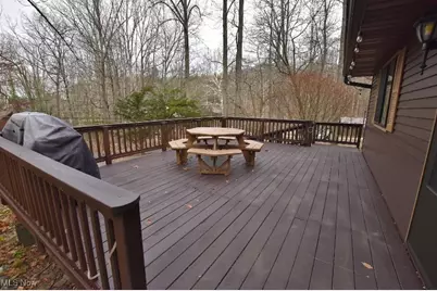 9316 Lakewood Drive NE, Mineral City, OH 44656 - Photo 3