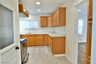 1970 Newdale Ave, Akron, OH 44320 - Photo 9