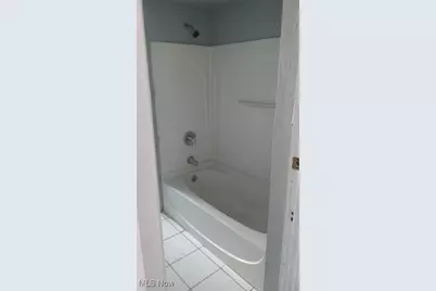 11705 Fairport Avenue, Loveland, OH 44108 - Photo 3