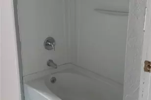 11705 Fairport Ave, Loveland, OH 44108 - Photo 3