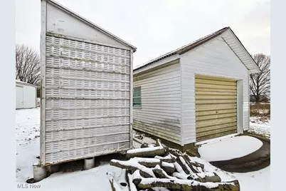 2233 Genoa Avenue SW, Massillon, OH 44646 - Photo 23