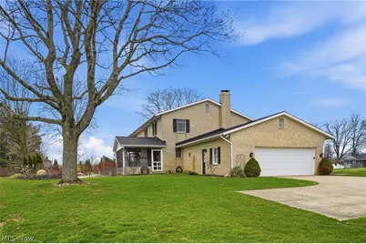 310 Tonawanda Trail SW, Hartville, OH 44632 - Photo 3