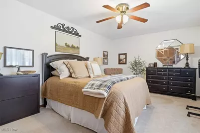 310 Tonawanda Trail SW, Hartville, OH 44632 - Photo 39