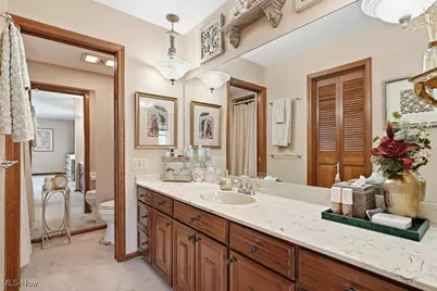 310 Tonawanda Trail SW, Hartville, OH 44632 - Photo 37