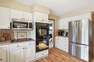 310 Tonawanda Trail SW, Hartville, OH 44632 - Photo 17