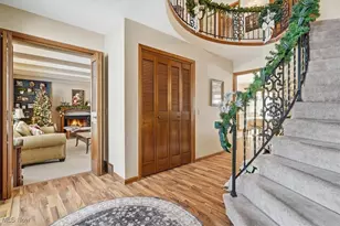 310 Tonawanda Trail SW, Hartville, OH 44632 - Photo 3