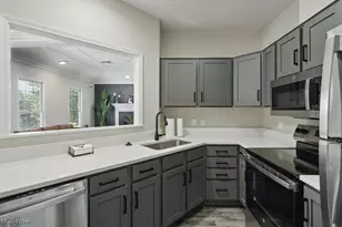 6671 Hidden Lake Trail, Brecksville, OH 44141 - Photo 35