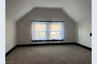 84 E Ido Avenue, Akron, OH 44301 - Photo 19