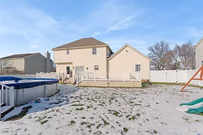1516 Wisteria Avenue SW, Hartville, OH 44632 - Photo 5