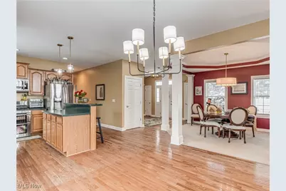 519 Chart Road, Cuyahoga Falls, OH 44223 - Photo 15