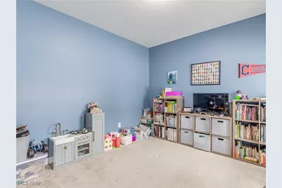 519 Chart Road, Cuyahoga Falls, OH 44223 - Photo 17