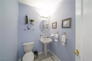 909 Grandview Ln, Aurora, OH 44202 - Photo 19