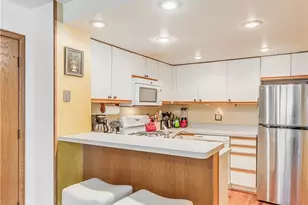 623 Meredith Ln, Cuyahoga Falls, OH 44223 - Photo 9