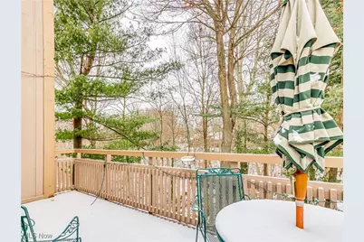 623 Meredith Lane, Cuyahoga Falls, OH 44223 - Photo 3