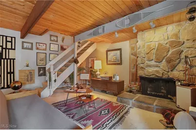 1722 Treetop Trail #11, Akron, OH 44313 - Photo 3