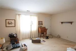 274 E State St, Barberton, OH 44203 - Photo 3