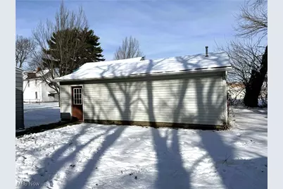 131 8th Street SW, New Philadelphia, OH 44663 - Photo 5