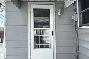 131 8th St SW, New Philadelphia, OH 44663 - Photo 3