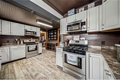 977 W Prospect Road, Ashtabula, OH 44004 - Photo 17