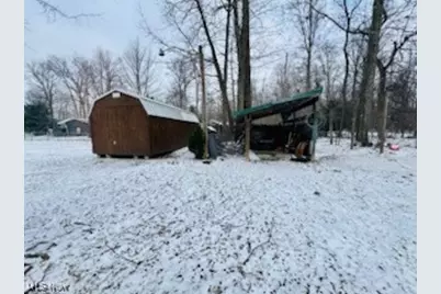 2675 Seifert Lewis Road, Hubbard, OH 44425 - Photo 31