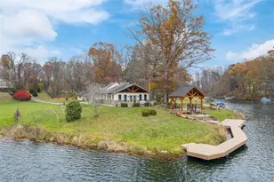 83 Cherry Dr NW, North Canton, OH 44720 - Photo 5